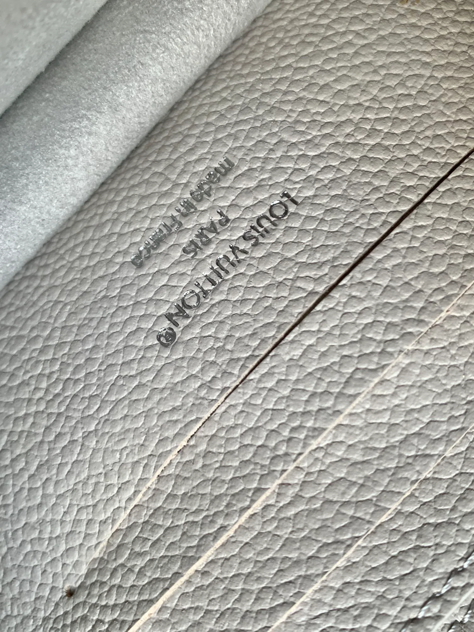 Клатчи Женские Louis Vuitton 11152602