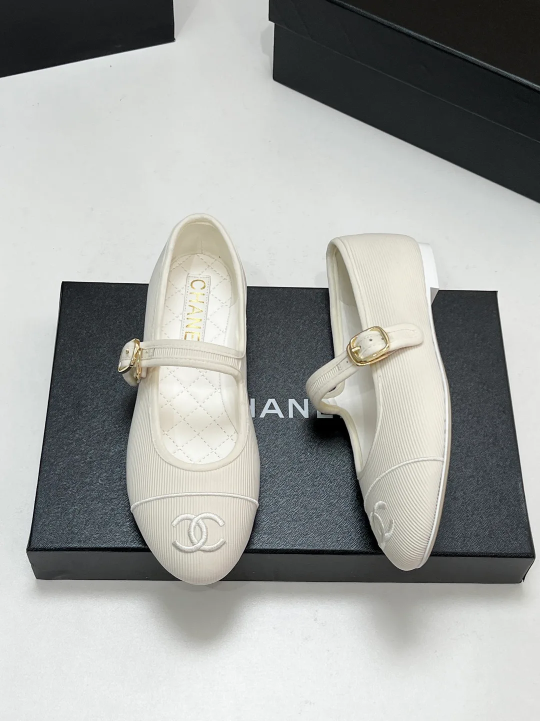 Туфли Женские Chanel 19271195