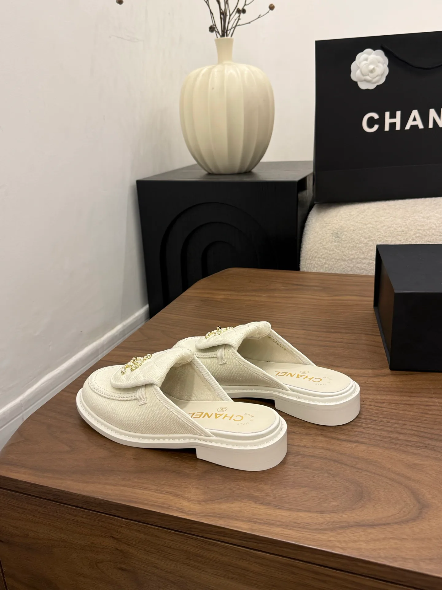 Сандалии Женские Chanel 13444893