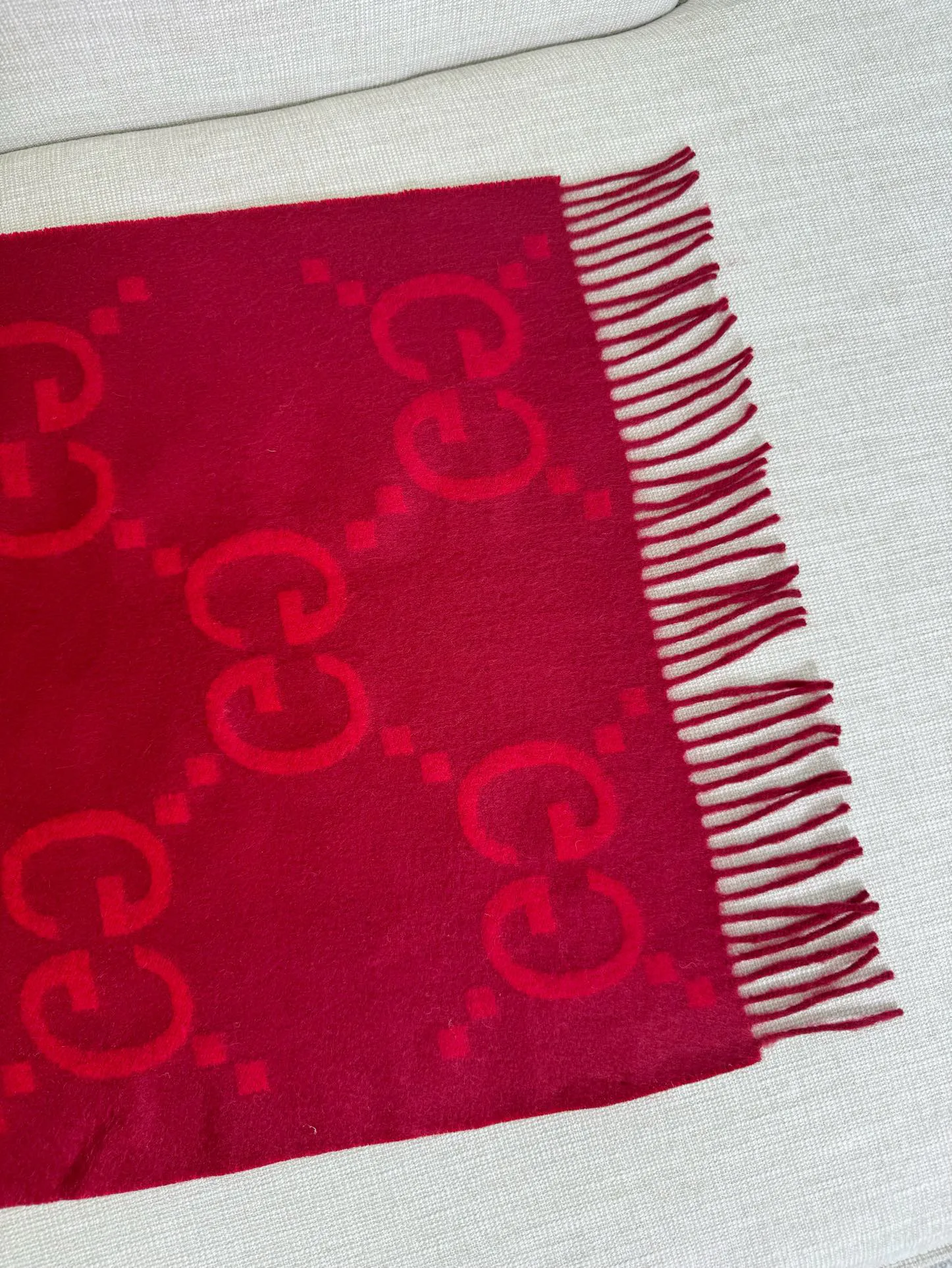 Шарфы Gucci 1859