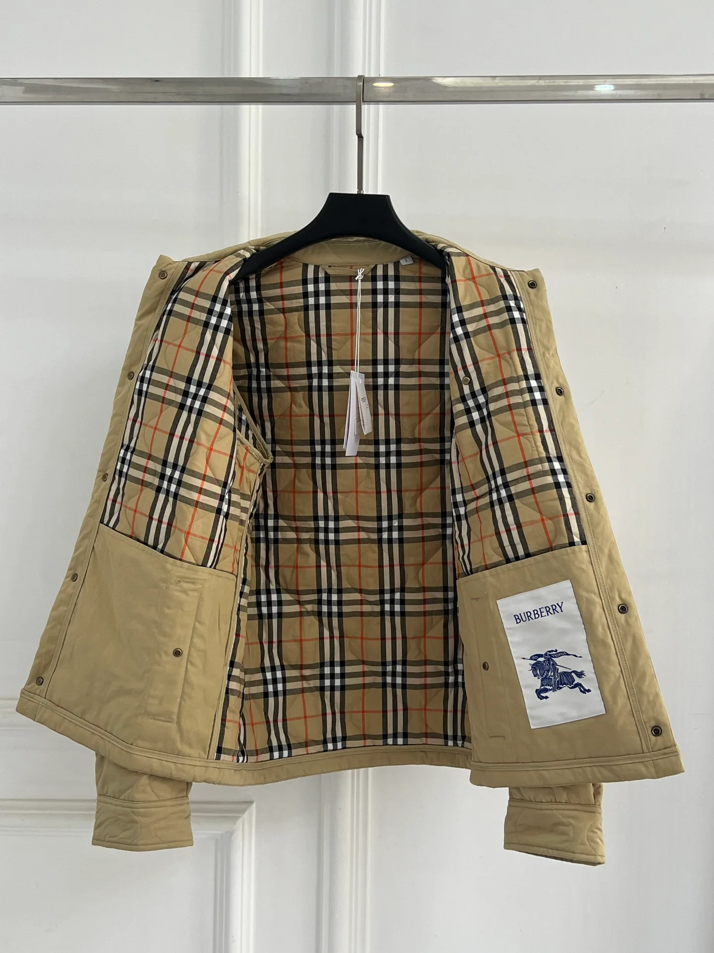 Куртки И Пуховики Женские Burberry 18415745