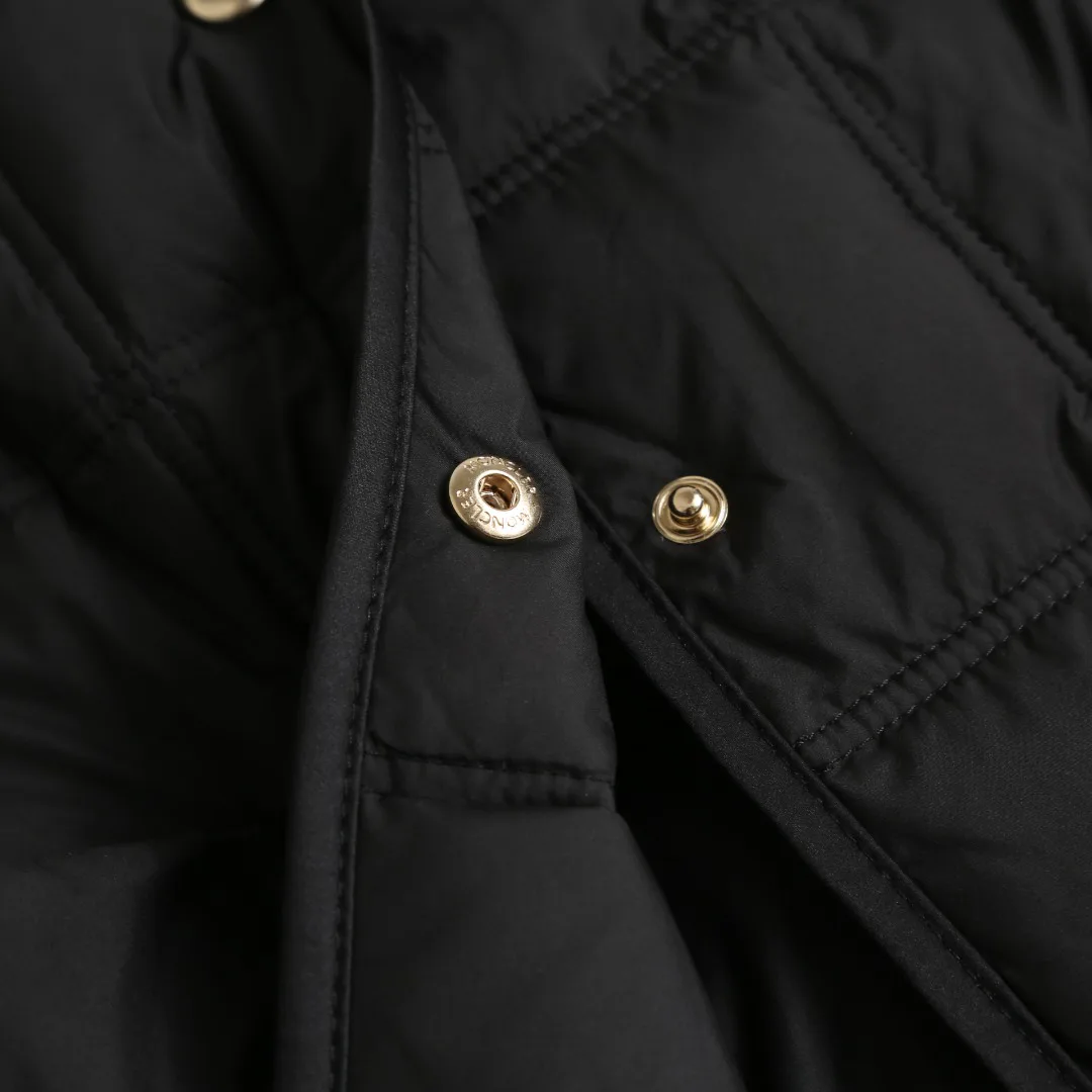 Куртки И Пуховики Женские Moncler 18022530