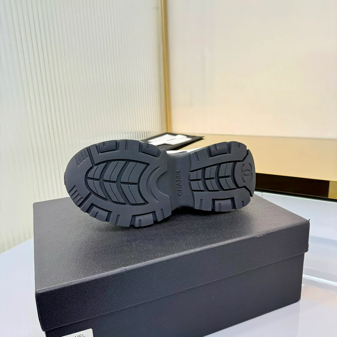 Кроссовки Женские Chanel 1986124