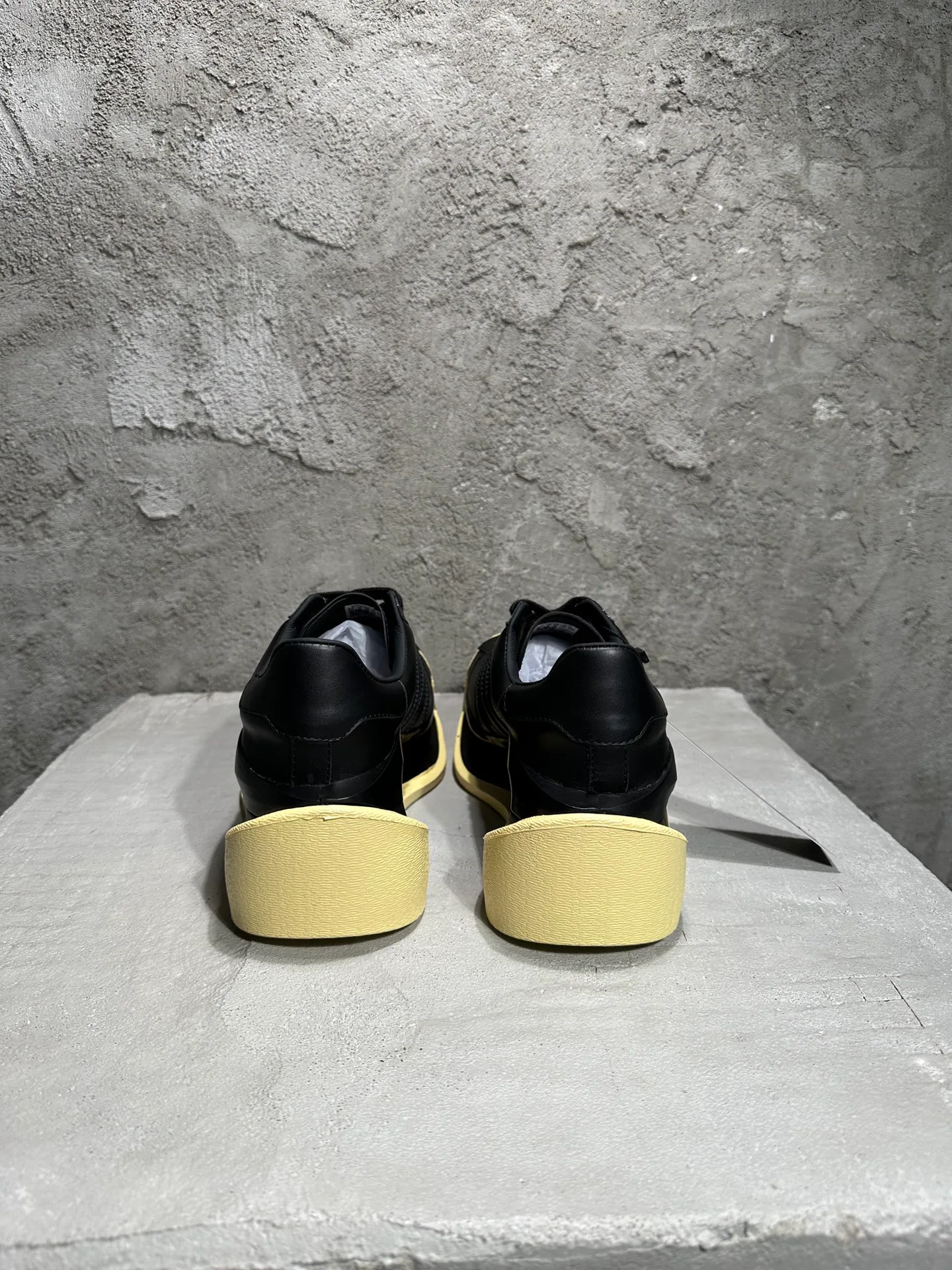 Кроссовки Женские Y-3 18011940