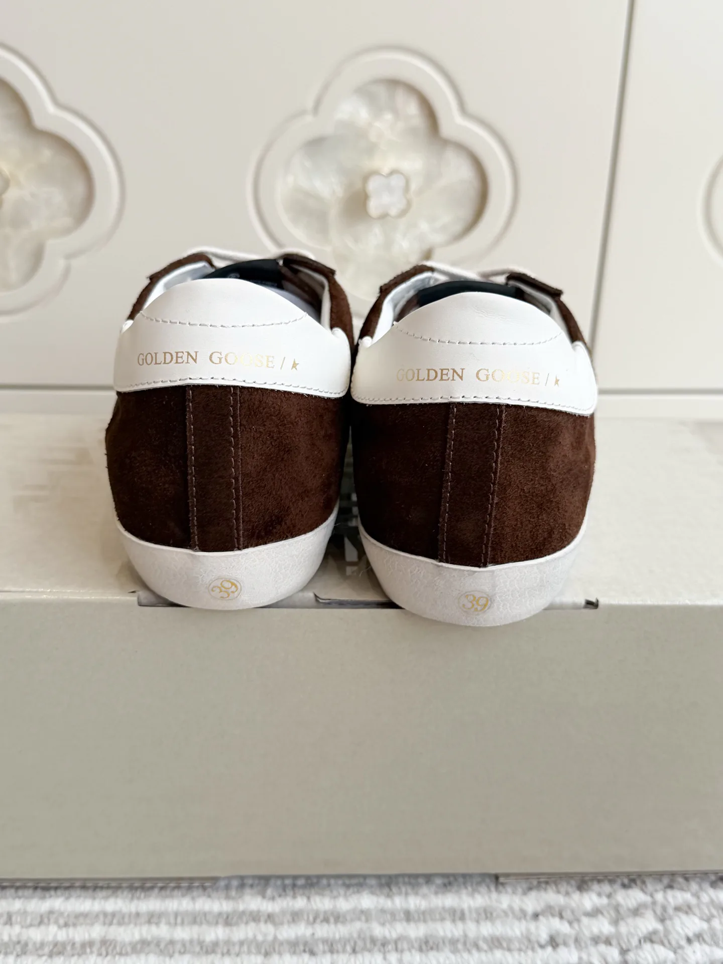 Кроссовки Женские Golden Goose 18360499