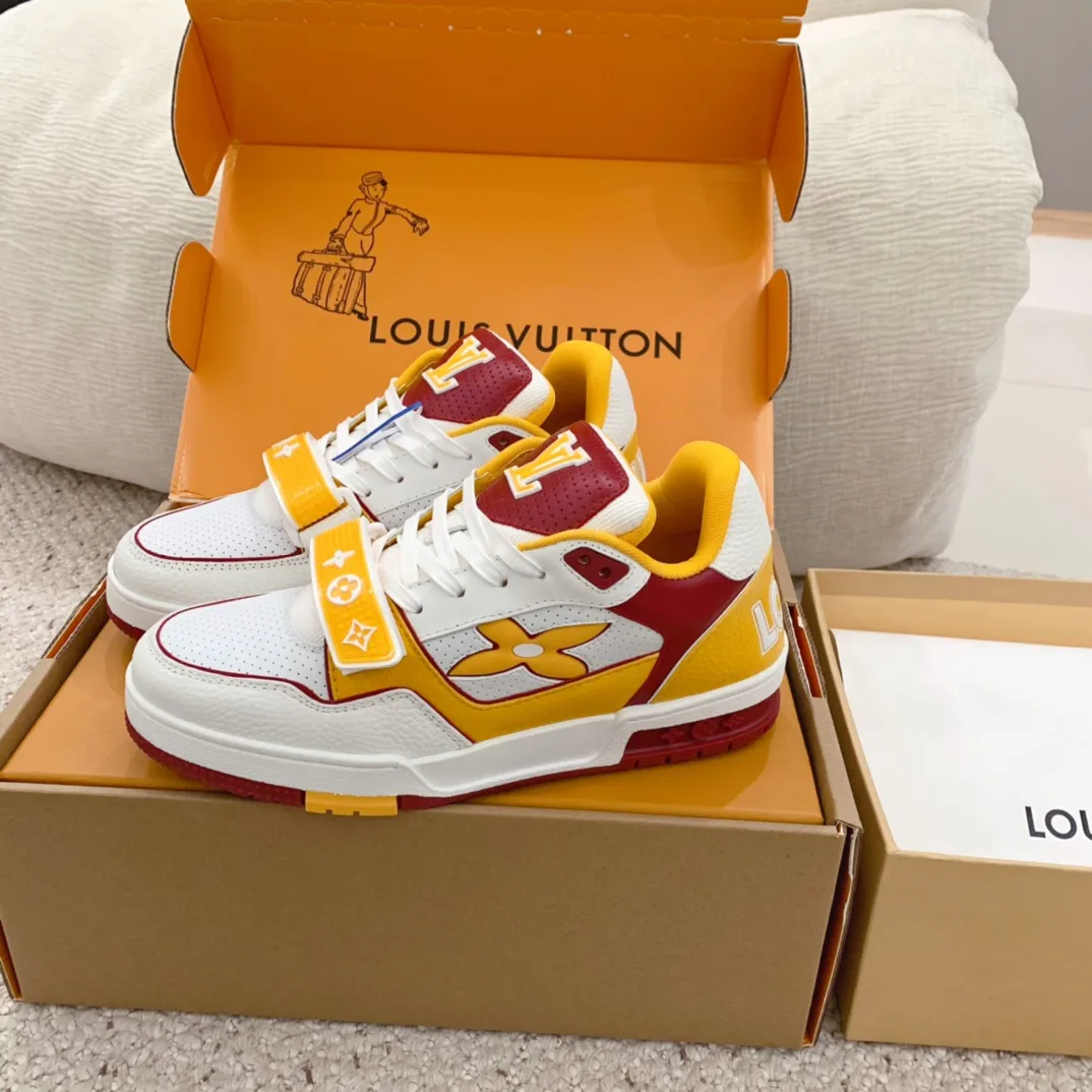 Кроссовки Женские Louis Vuitton 10290628