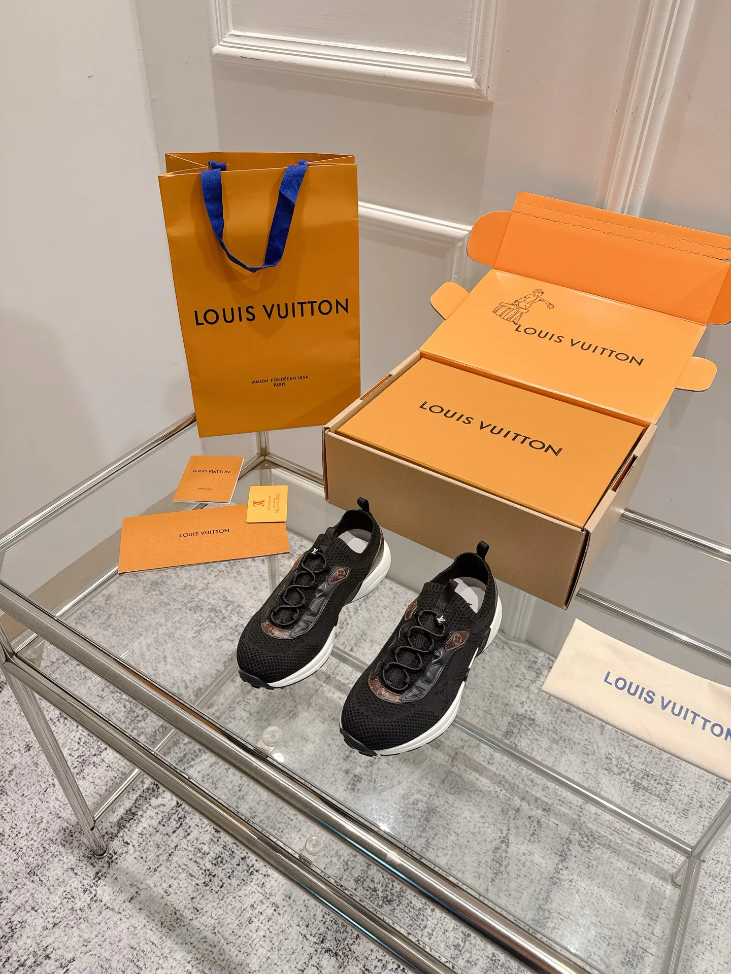 Кроссовки Женские Louis Vuitton 53233