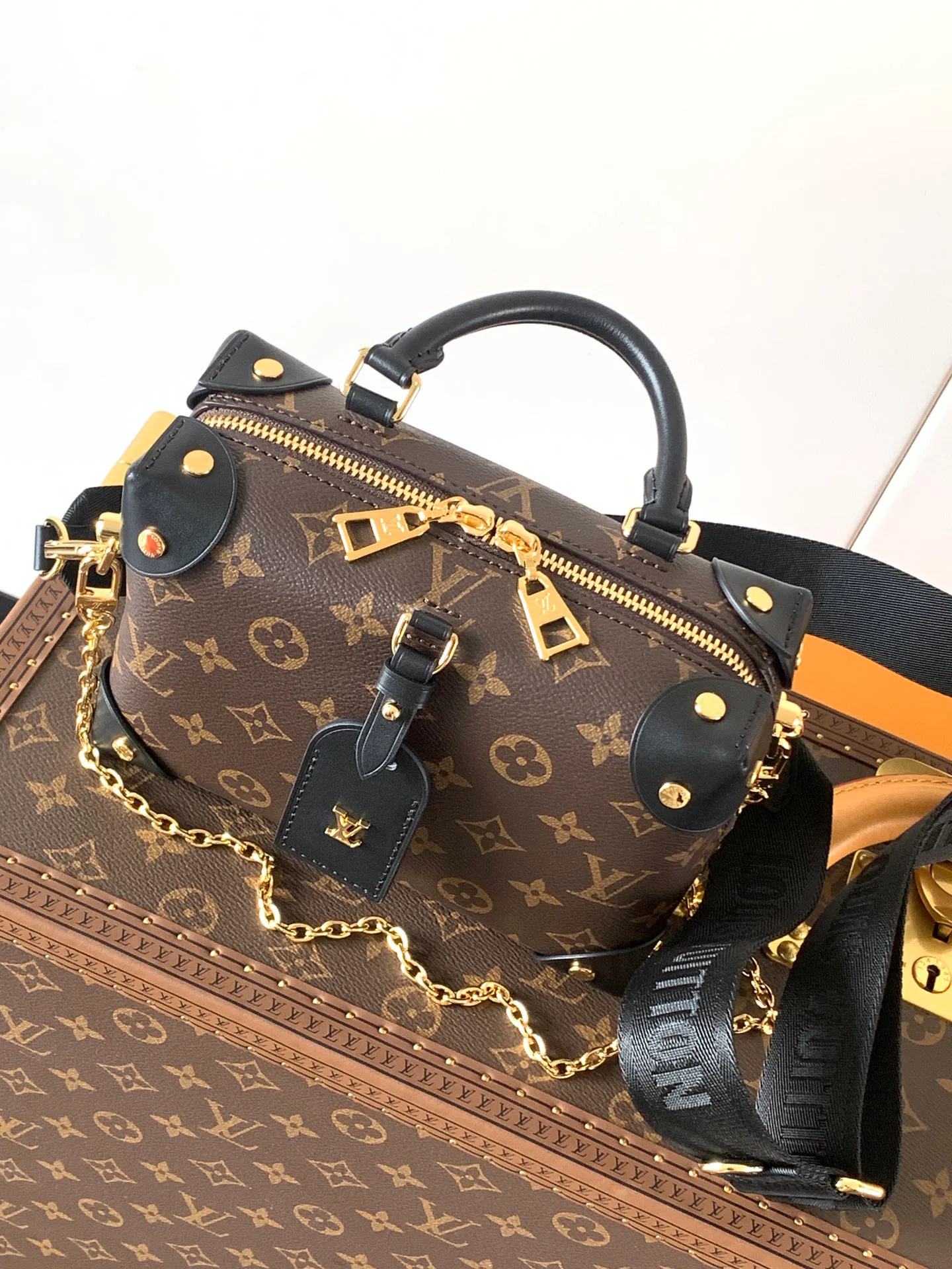 Классические Сумки Женские Louis Vuitton 11394862