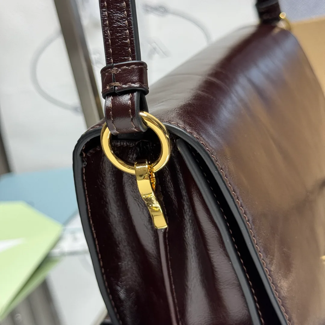 Сумки На Ремне Женские Prada 225547