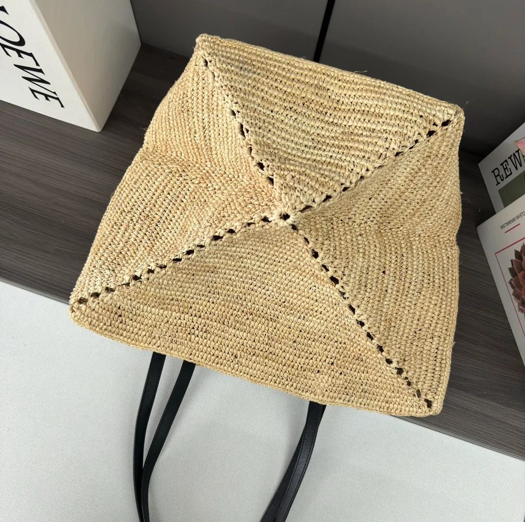 Классические Сумки Женские Loewe 11513583