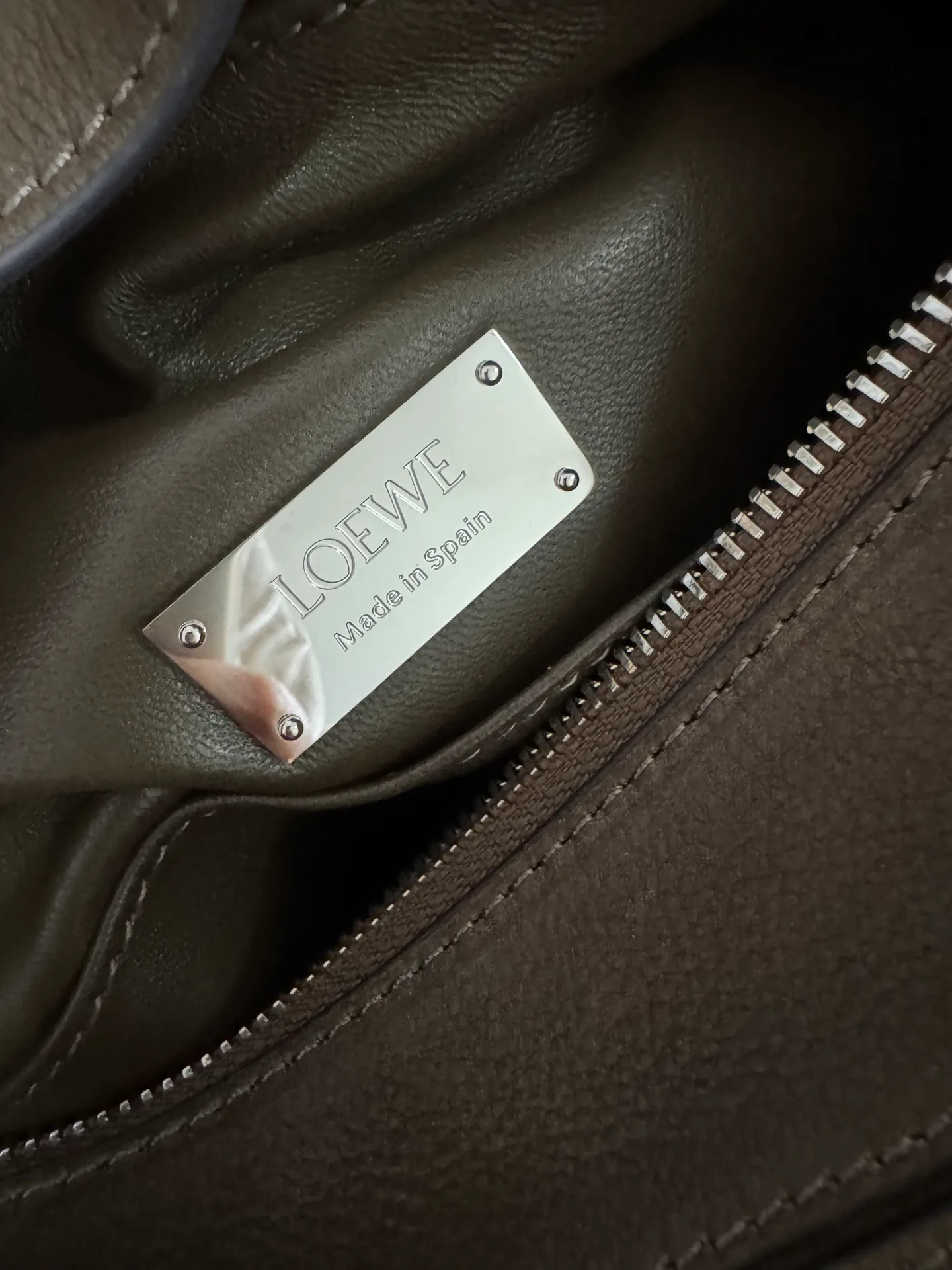 Классические Сумки Женские Loewe 11675866
