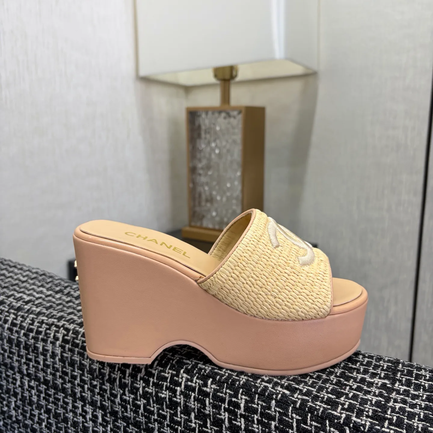 Босоножки Женские Chanel 11627876