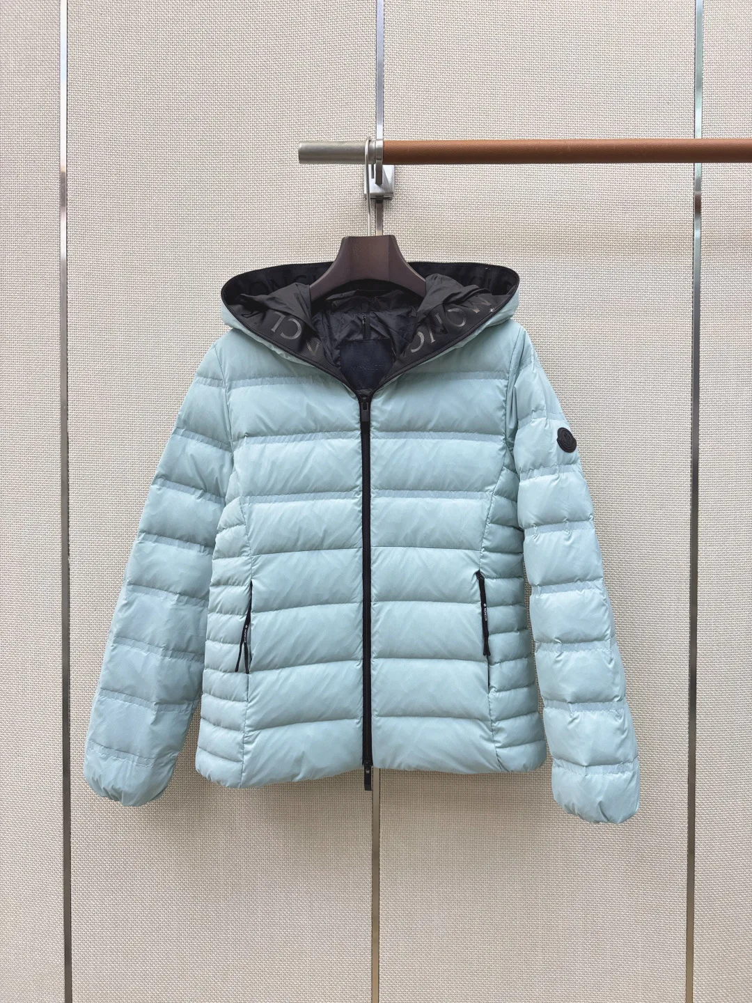 Куртки И Пуховики Женские Moncler 18650357