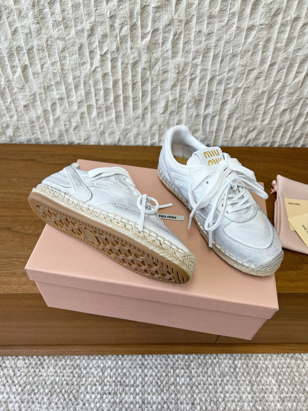 Кроссовки Женские Miu Miu 850616