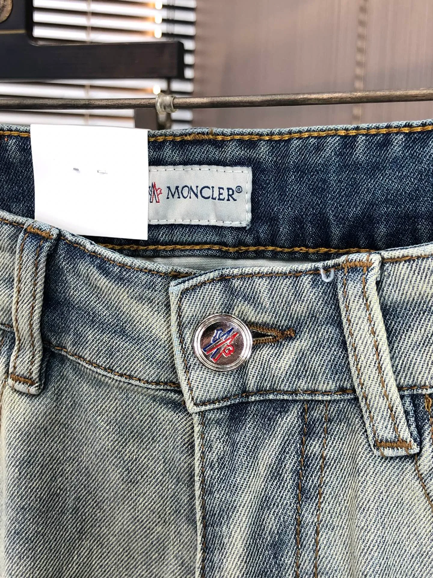 Джинсы Женские Moncler 10186826