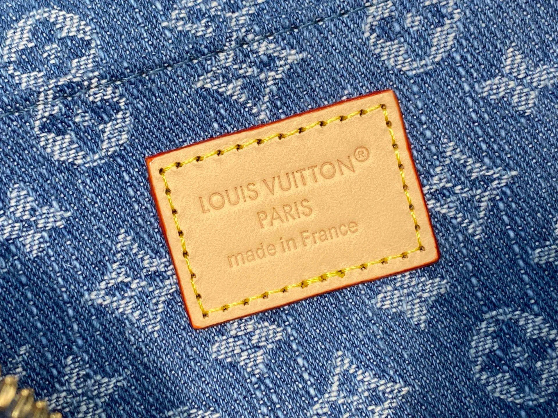Клатчи Женские Louis Vuitton 11509359