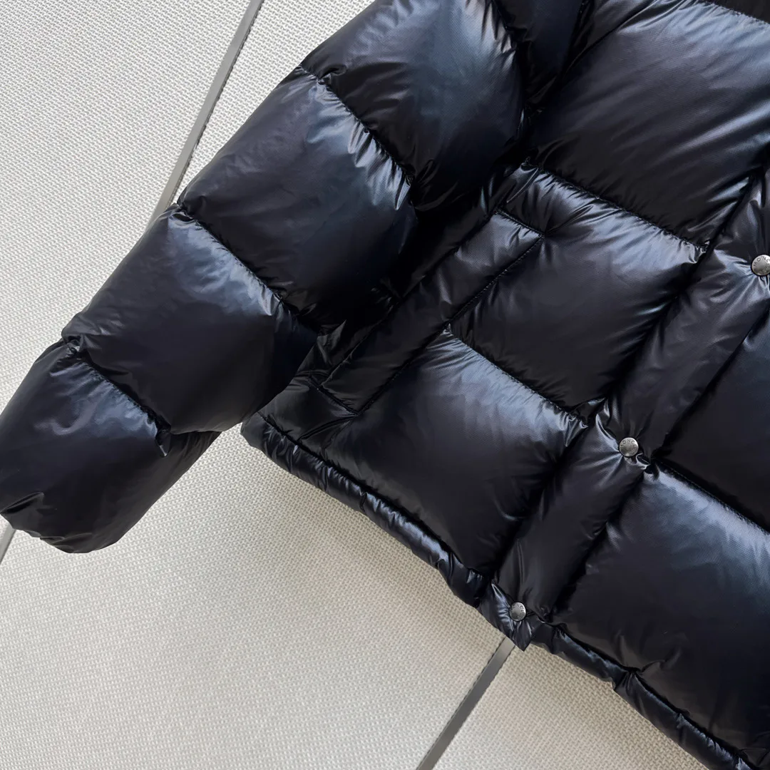 Куртки И Пуховики Женские Moncler 18690449