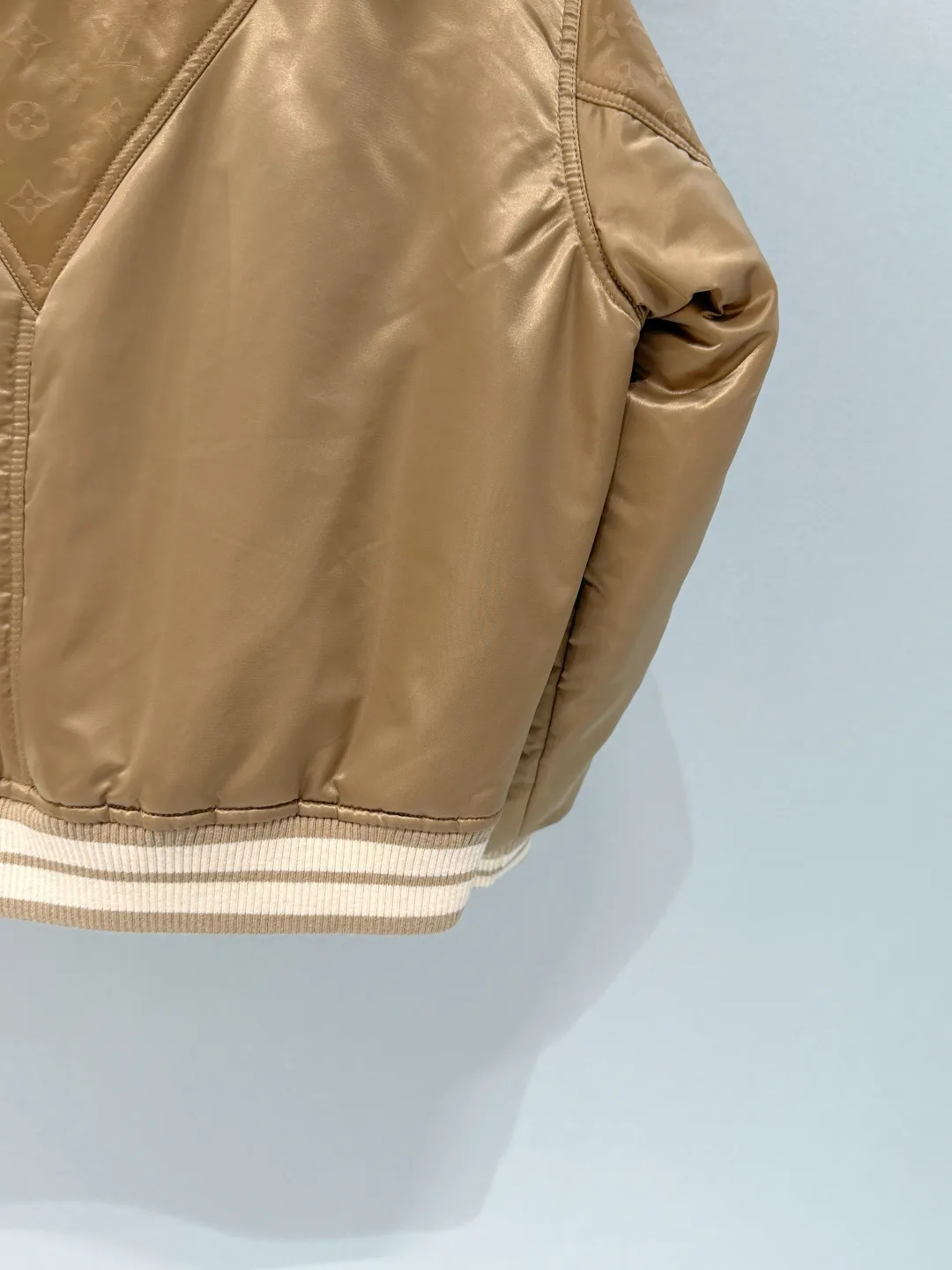 Куртки Женские Louis Vuitton 447631