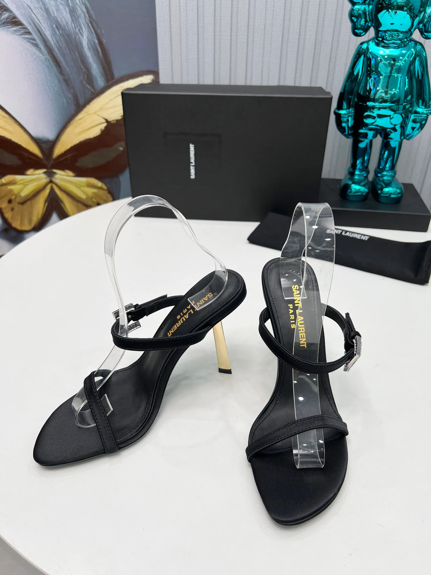 Босоножки Женские Saint Laurent 7184893