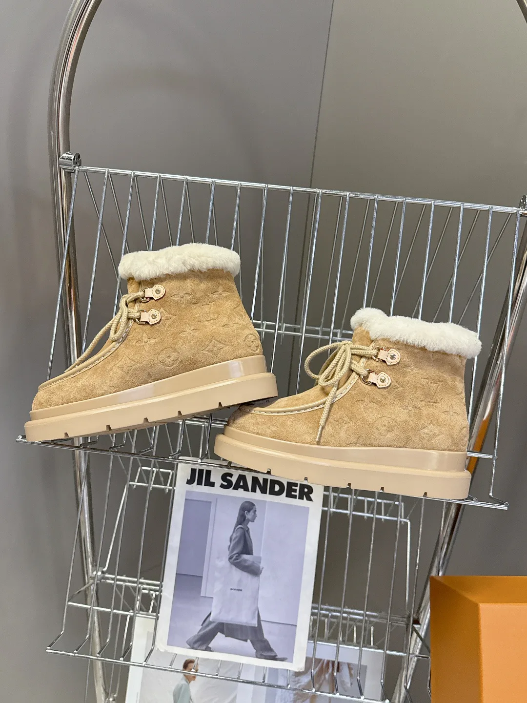 Угги Женские Louis Vuitton 18779604