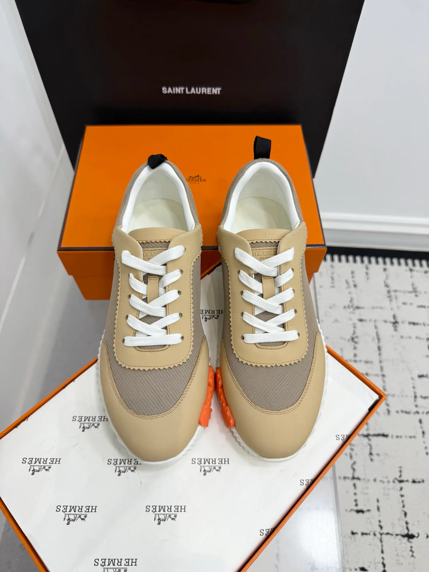 Кроссовки Женские Hermes 811854