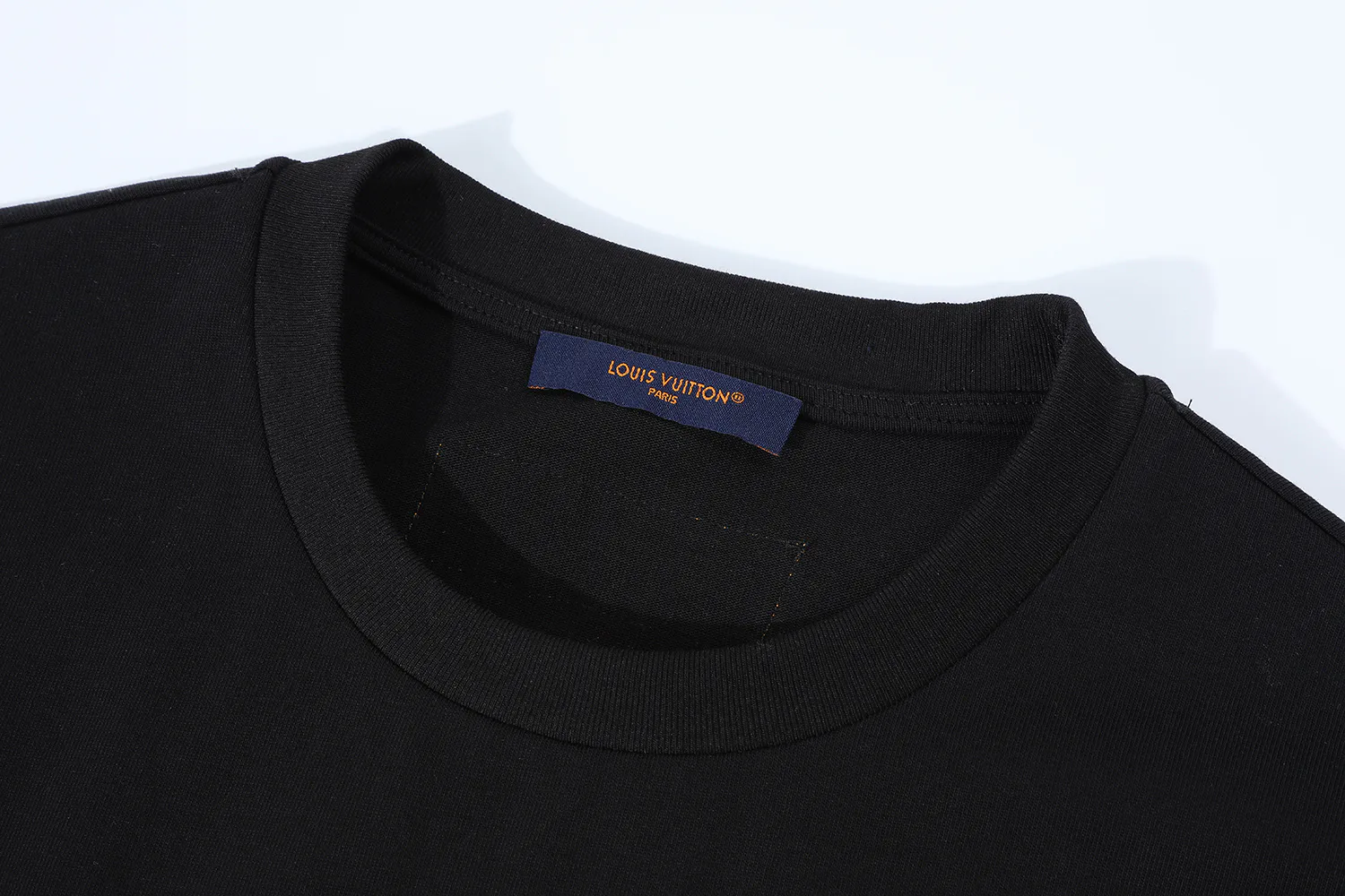 Футболки Женские Louis Vuitton 13367898