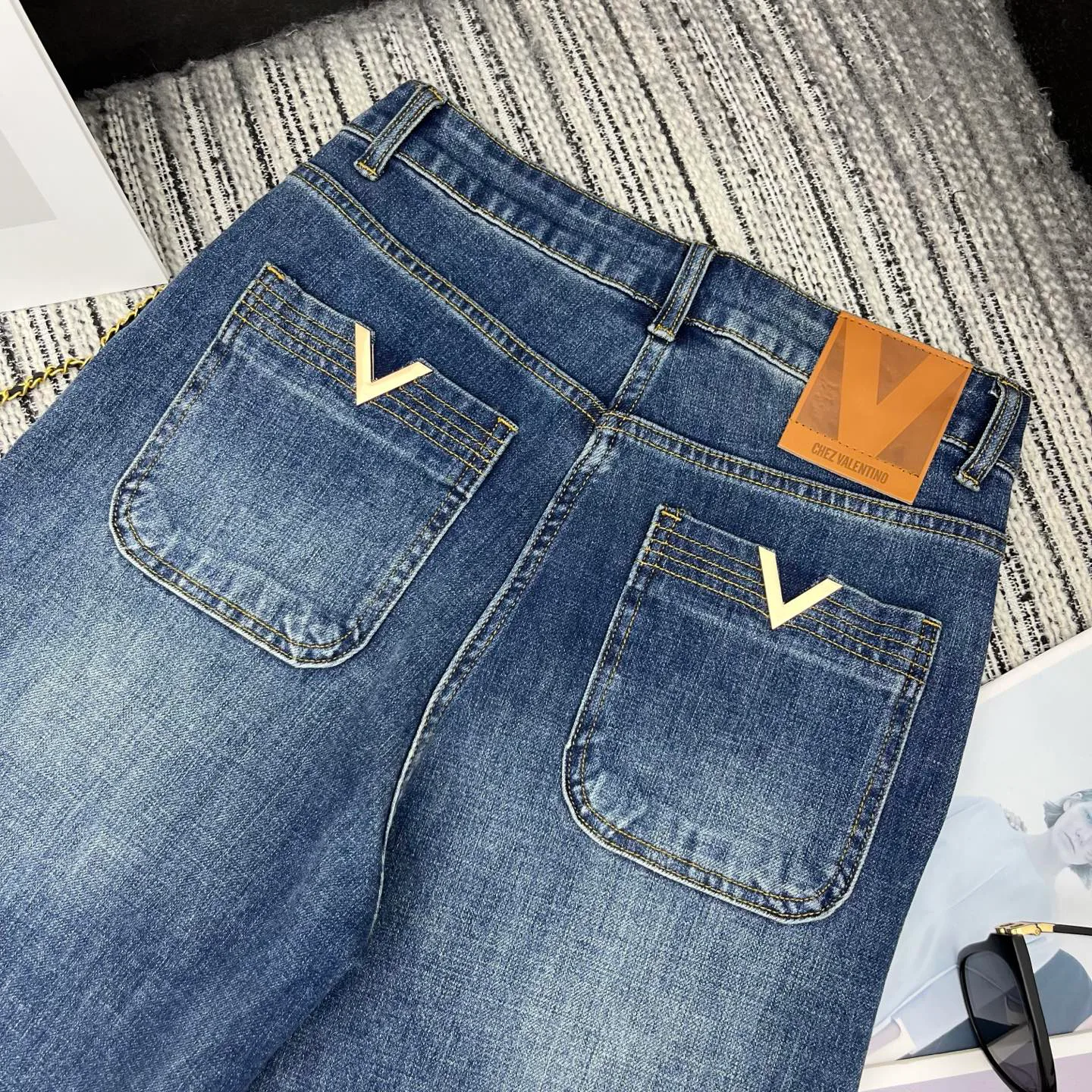 Джинсы Женские Valentino 11690248