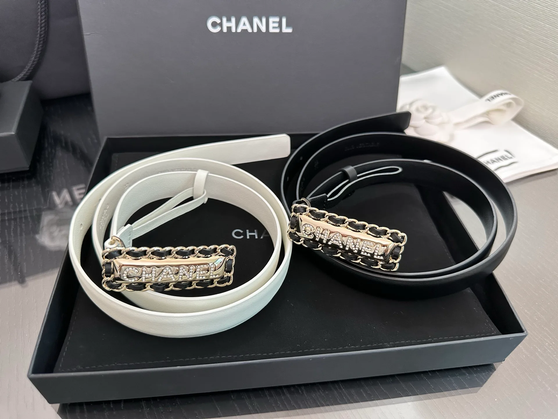 Ремни Chanel 10120000