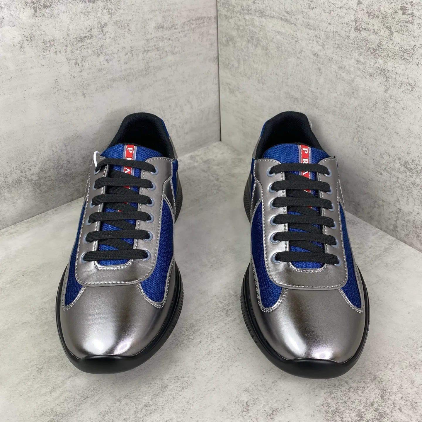 Кроссовки Мужские Prada 17918705