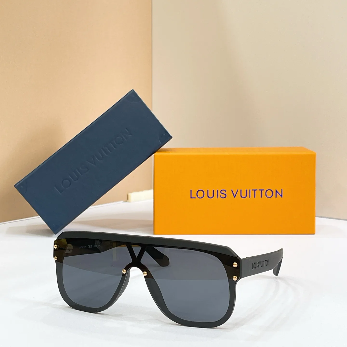 Очки Louis Vuitton 17495844