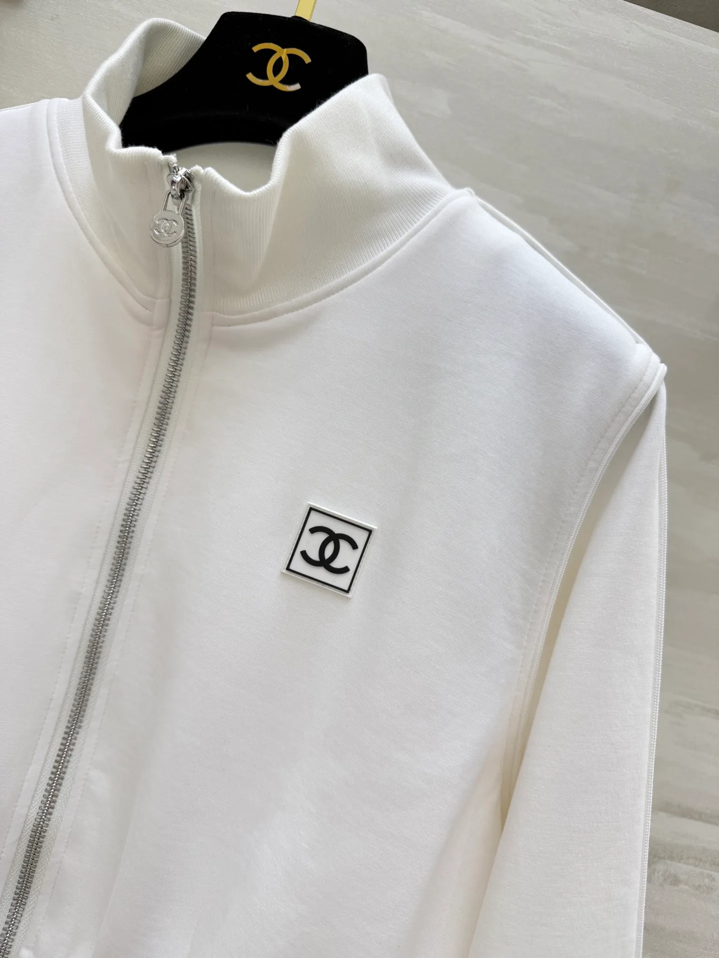 Жакеты Женские Chanel 11568024