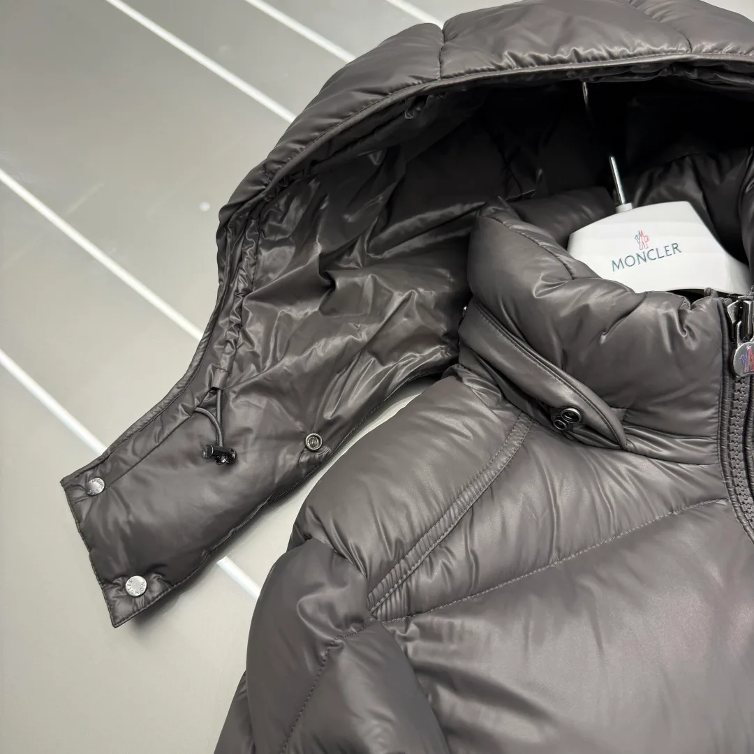 Куртки И Пуховики Мужские Moncler 17917624