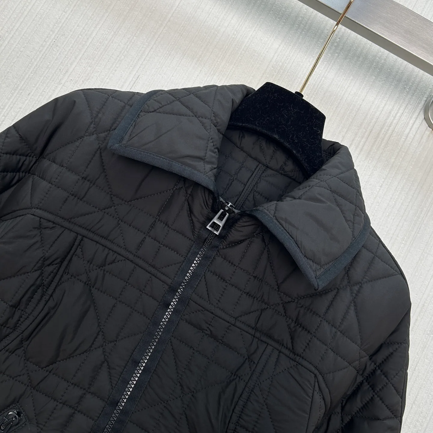 Куртки И Пуховики Женские Christian Dior 5343824