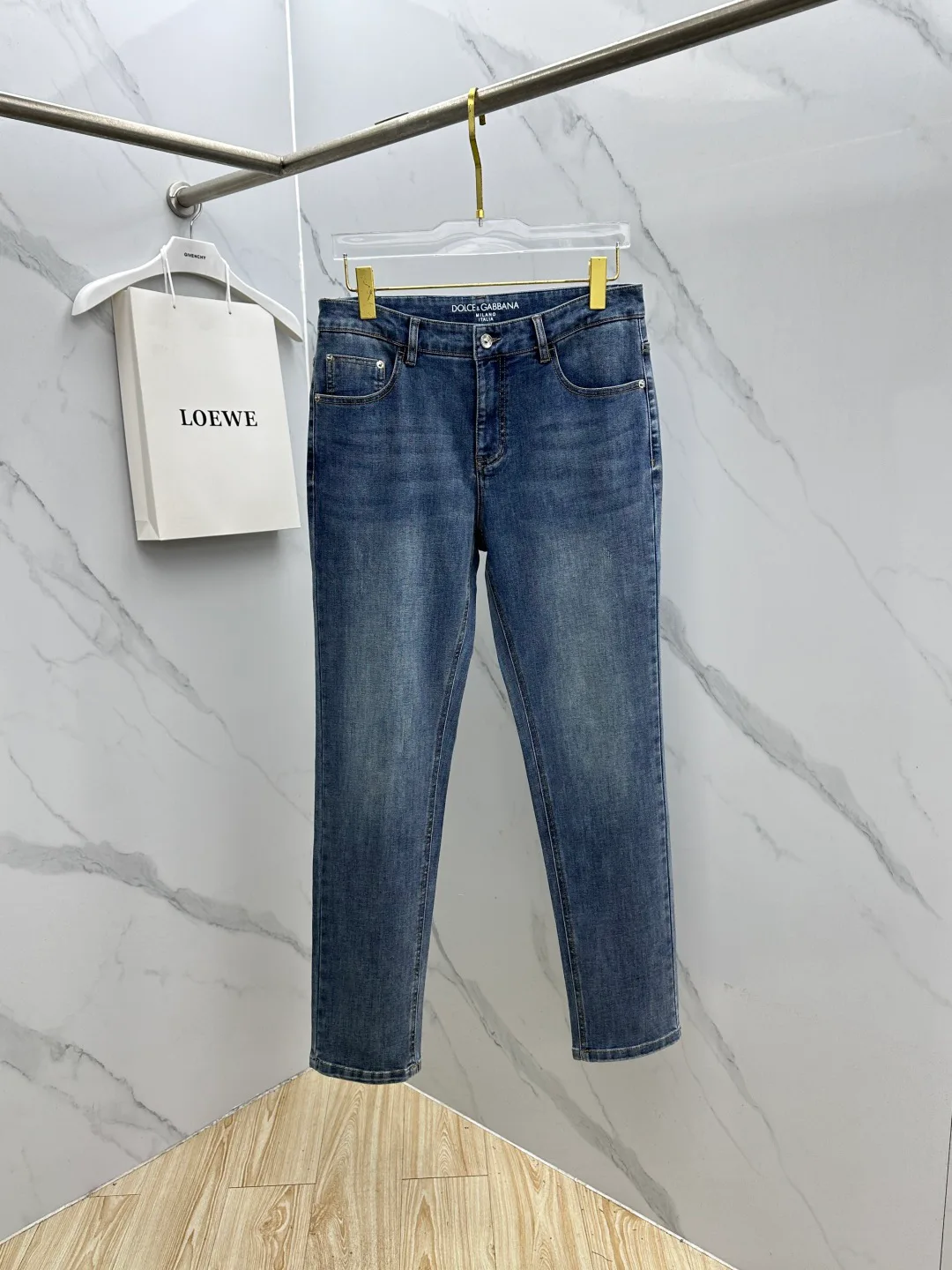 Джинсы Мужские Dolce & Gabbana 18246832