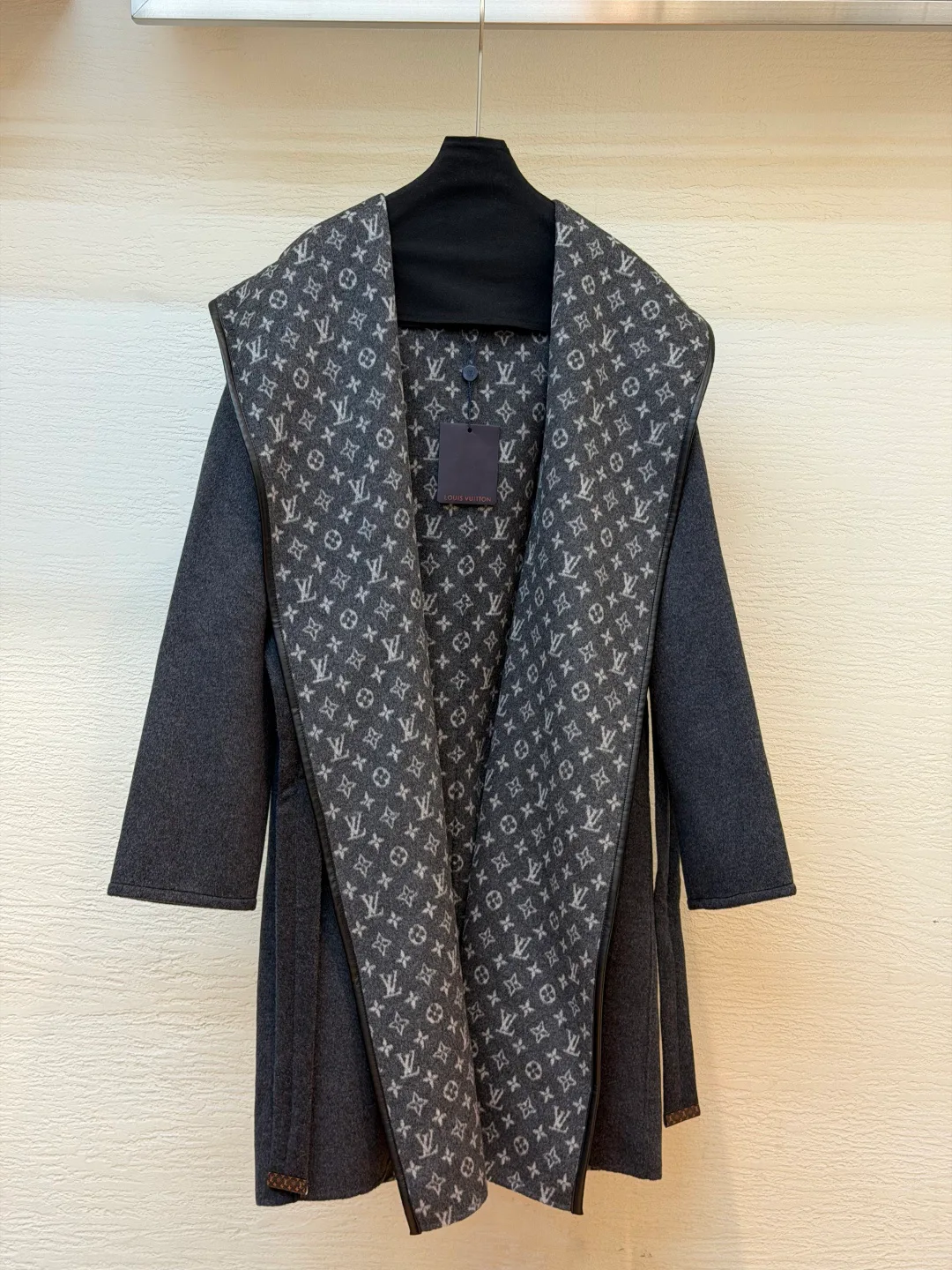Пальто Женские Louis Vuitton 18721913
