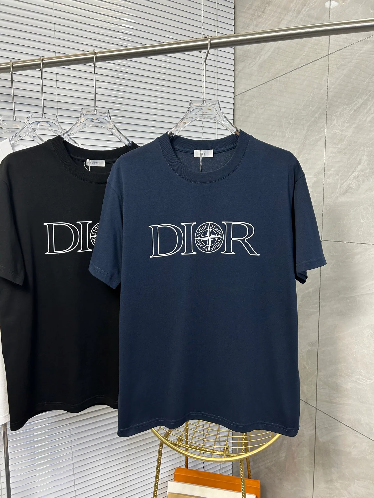 Футболки Женские Stone Island 15456