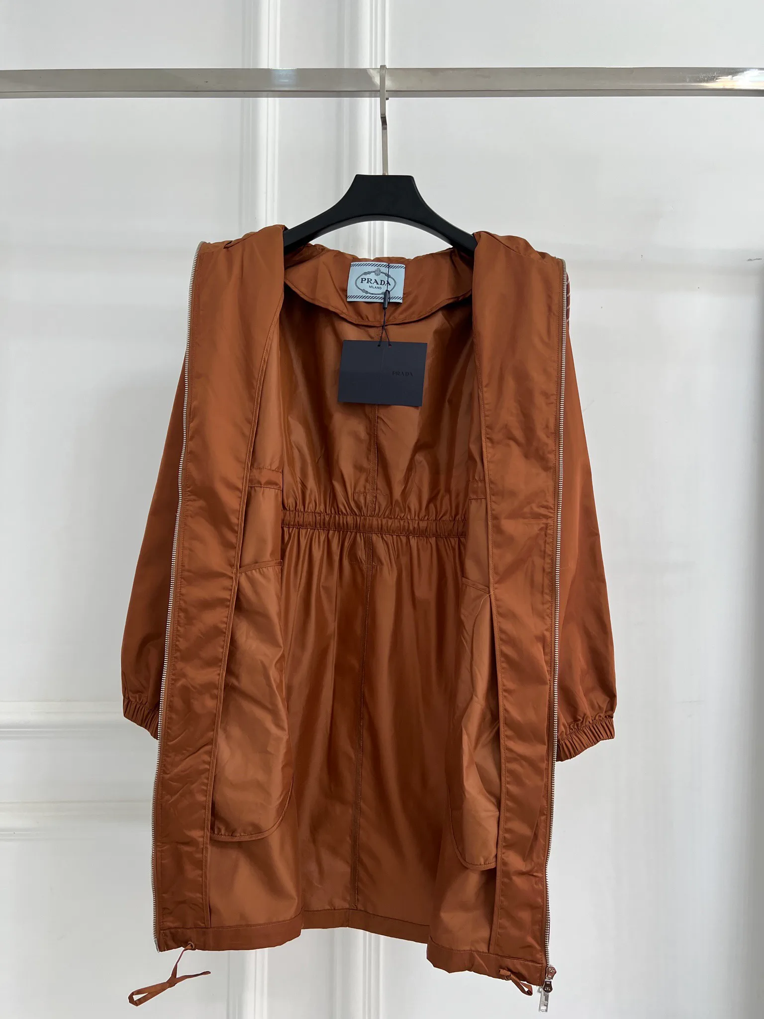 Куртки И Пуховики Женские Prada 9269358