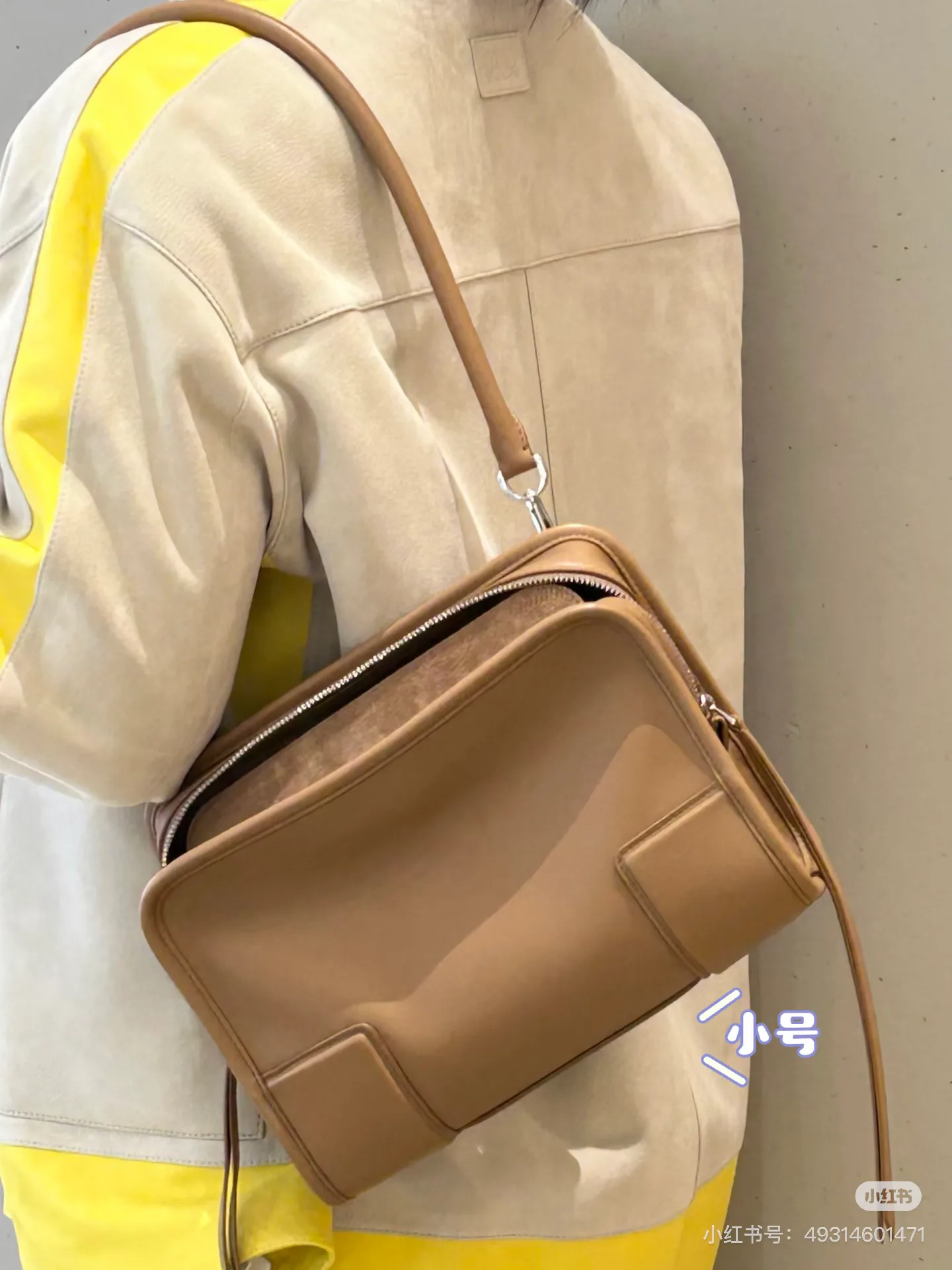 Классические Сумки Женские Loewe 17333206