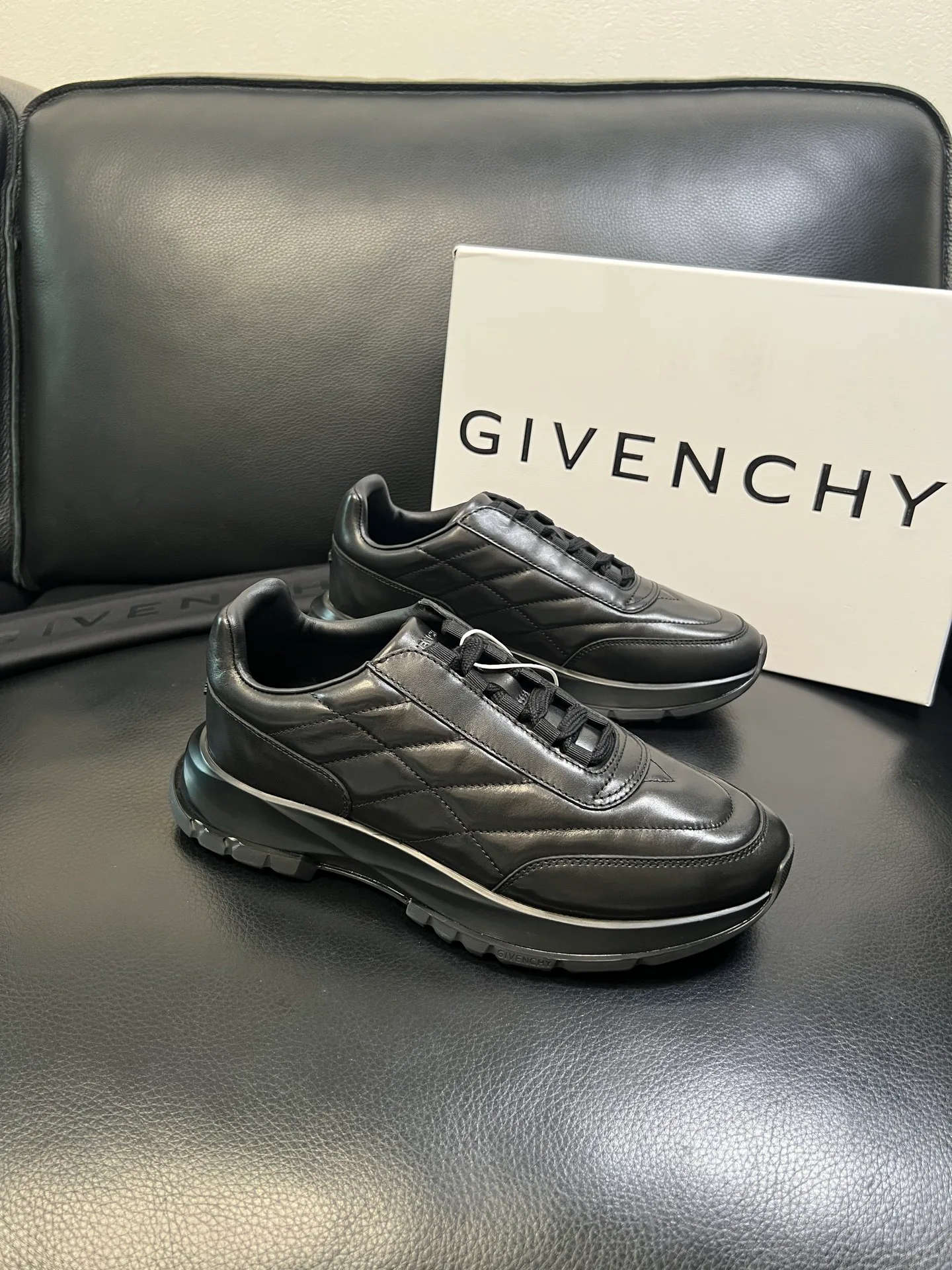 Кроссовки Мужские Givenchy 163117