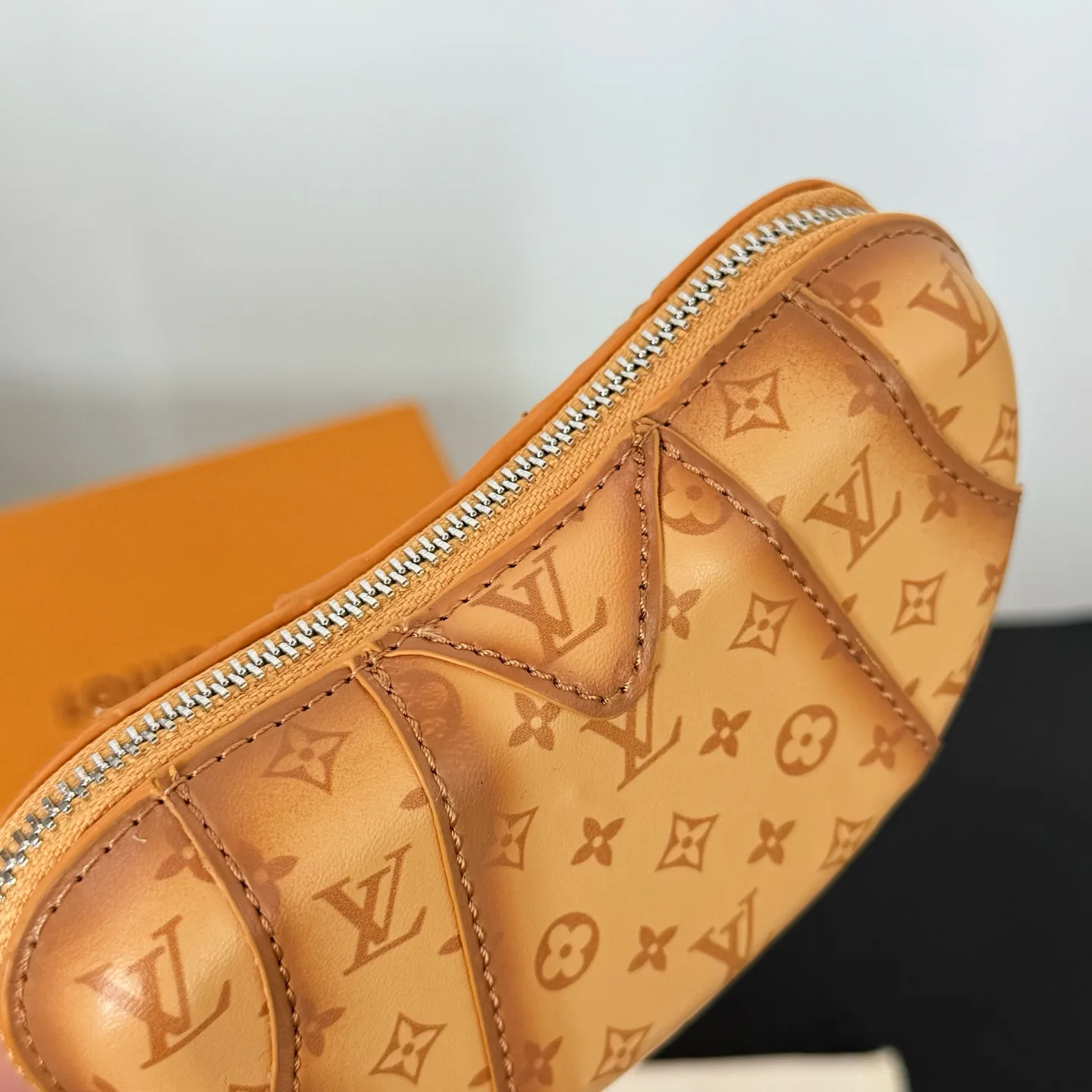 Клатчи Женские Louis Vuitton 5984971