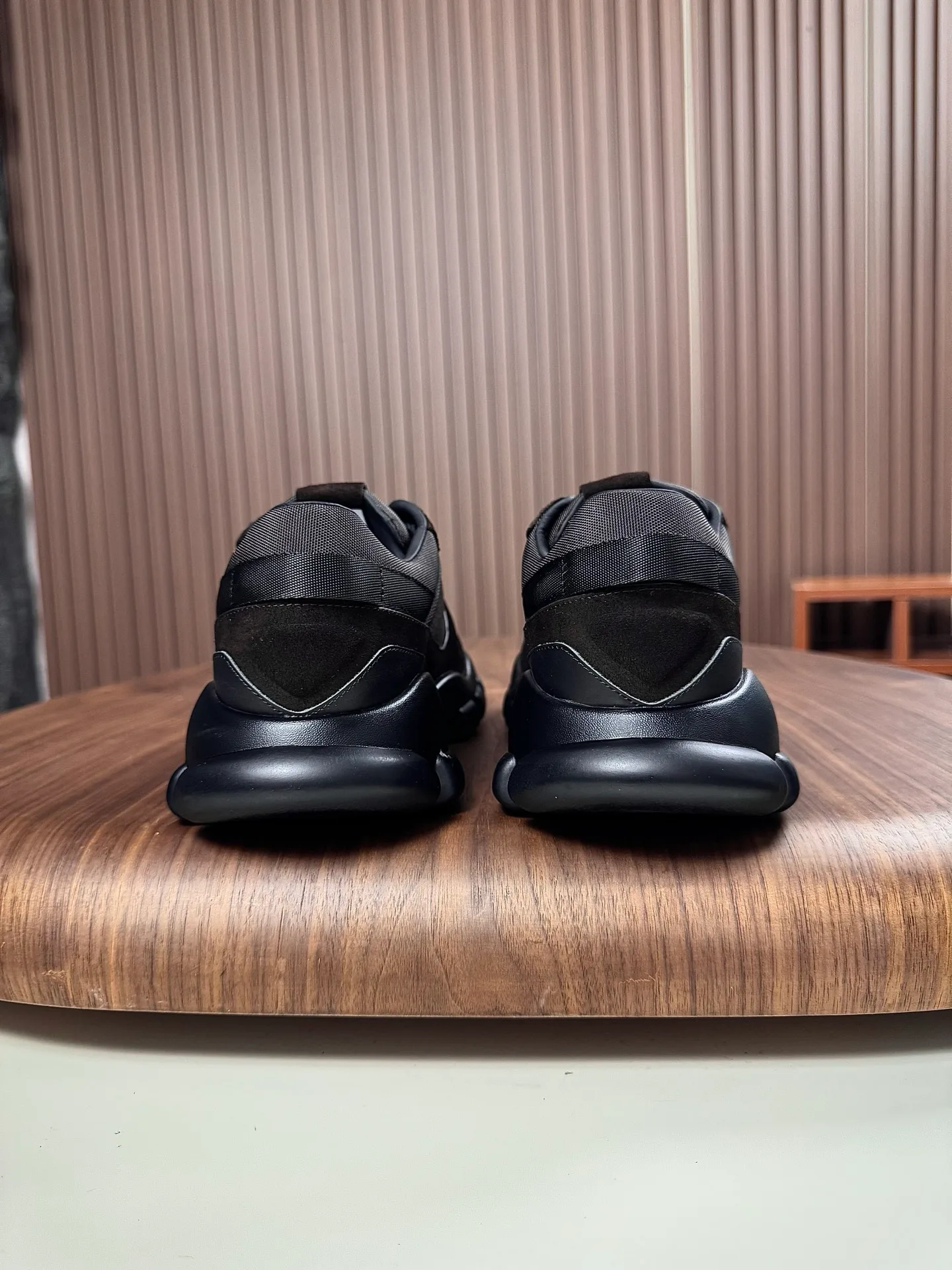 Кроссовки Мужские Prada 18859300