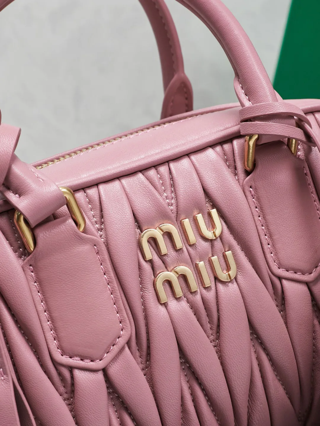 Классические Сумки Женские Miu Miu 11402755