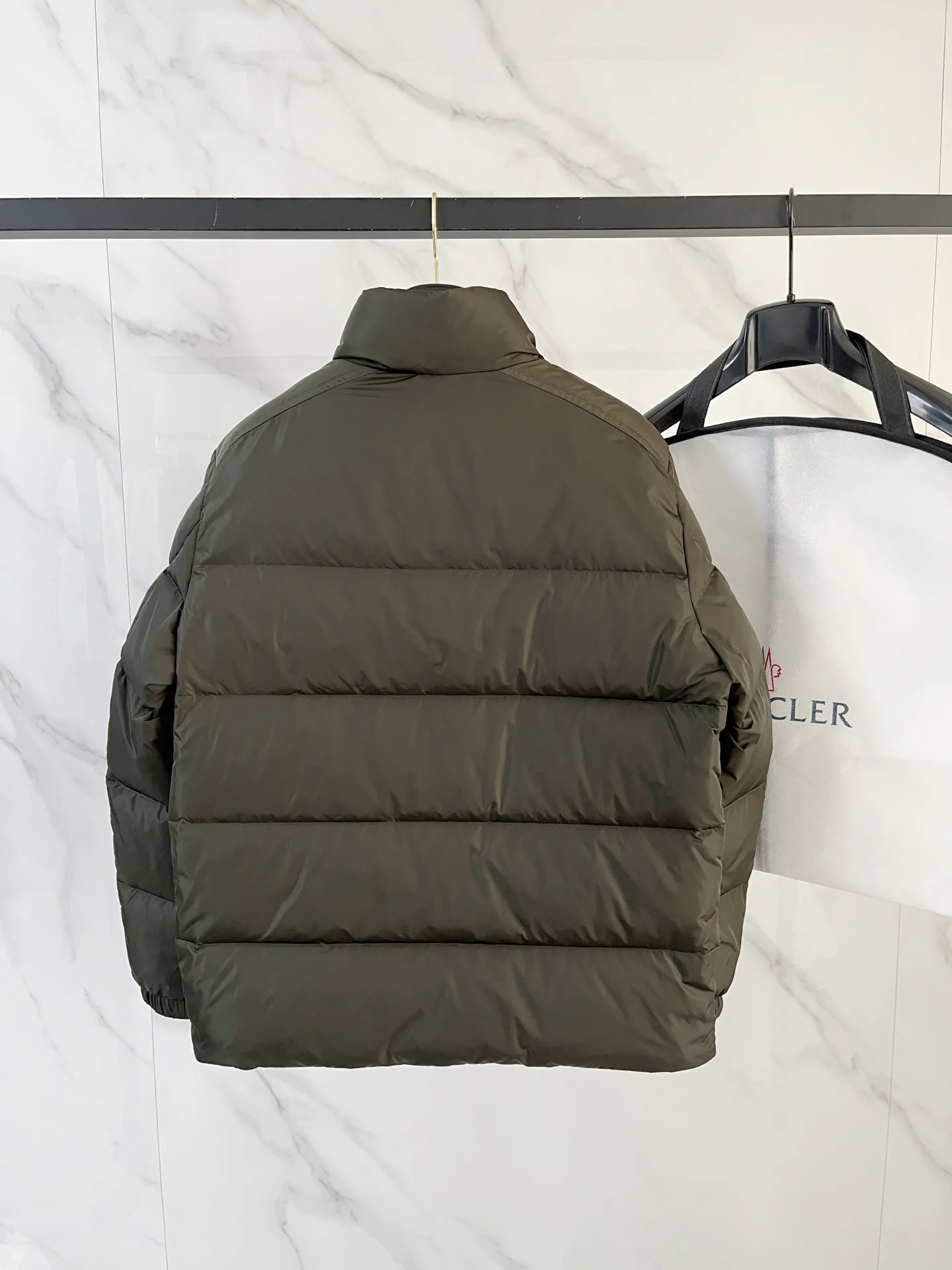 Куртки И Пуховики Мужские Moncler 1207472