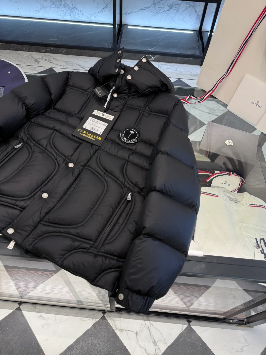 Куртки И Пуховики Женские Moncler 18007706