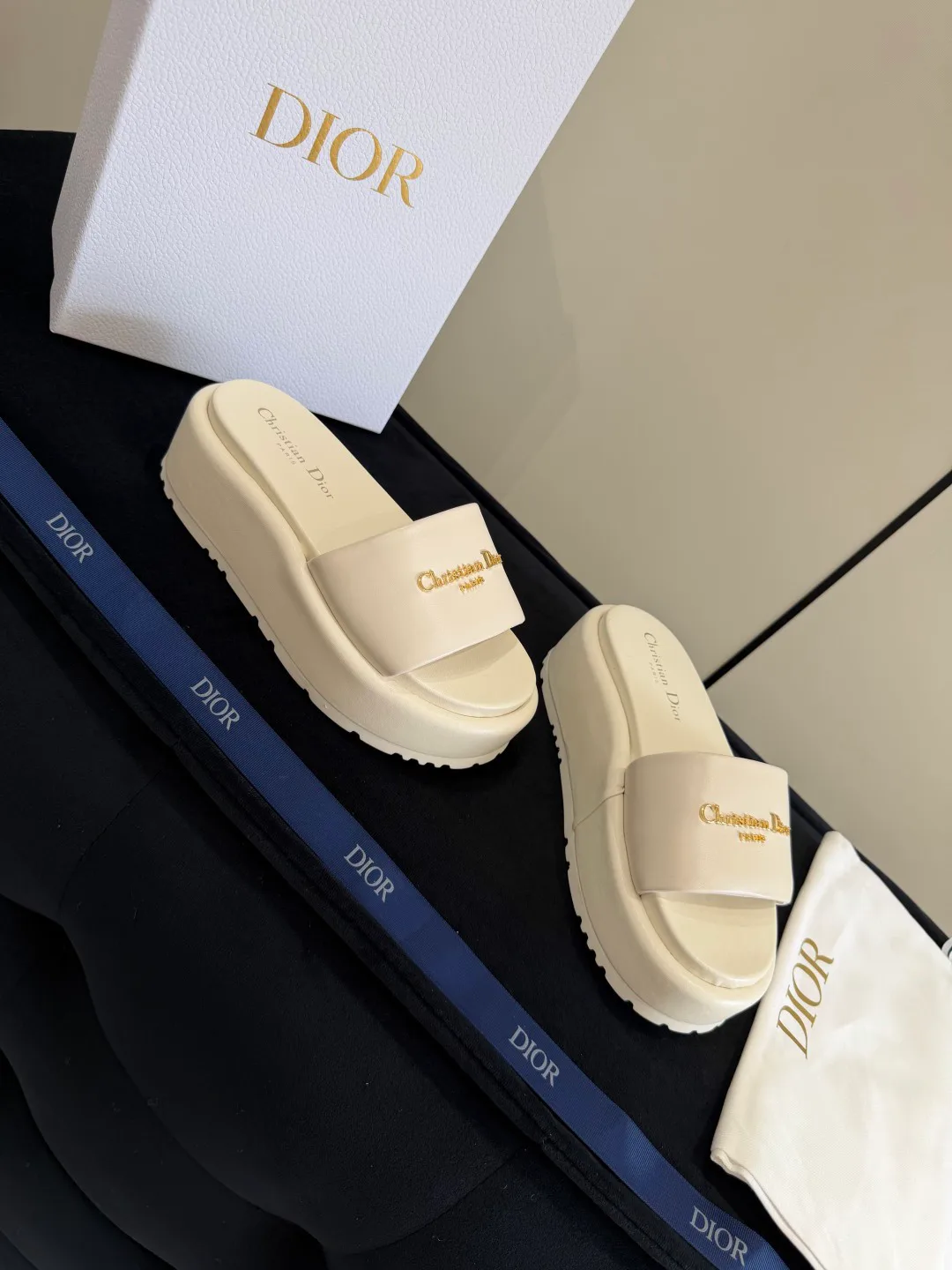 Шлепанцы Женские Christian Dior 11497624