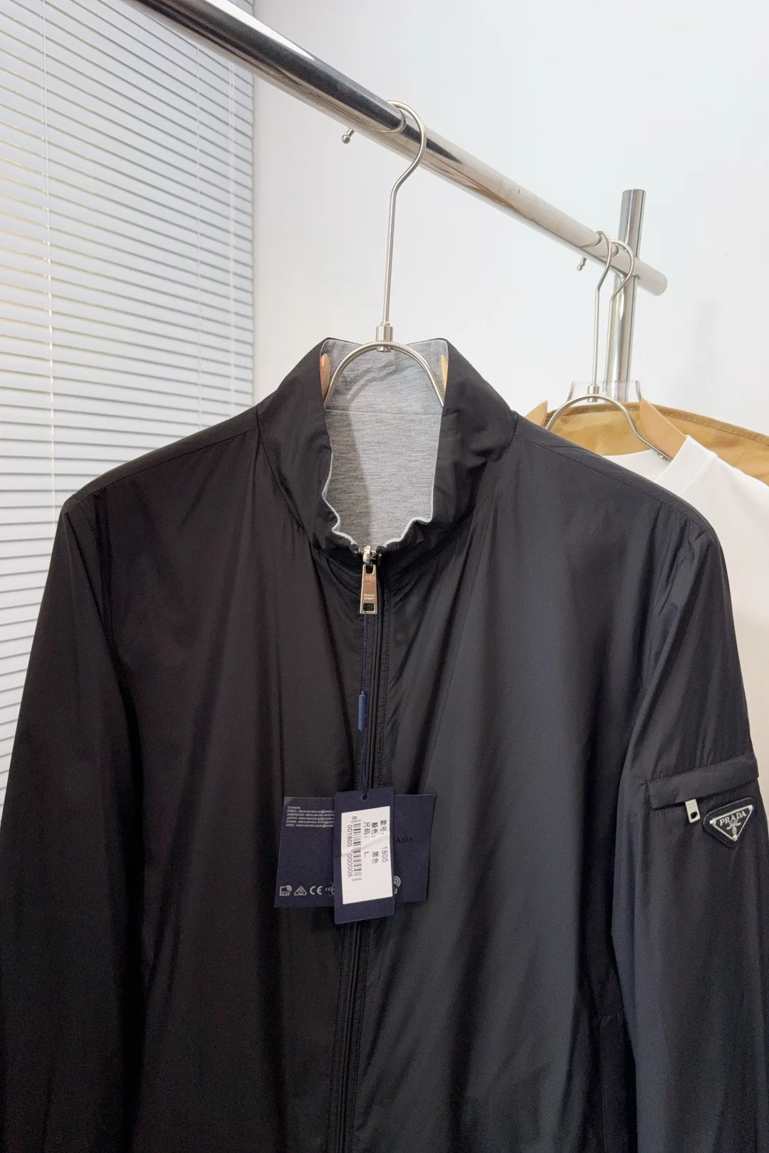Куртки И Пуховики Мужские Prada 11684081
