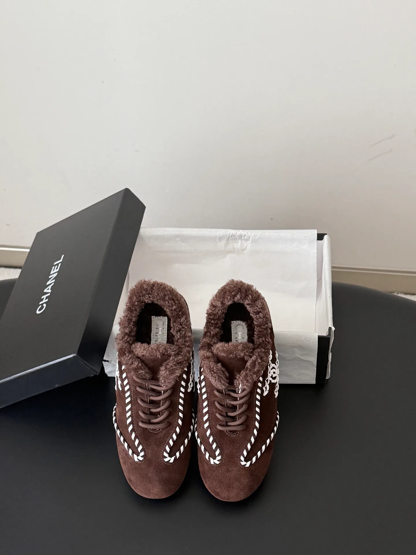 Кроссовки Женские Chanel 18752892