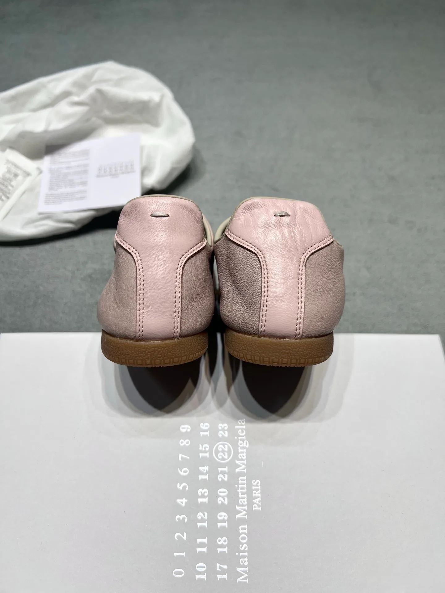 Кроссовки Женские Maison Margiela 18366872