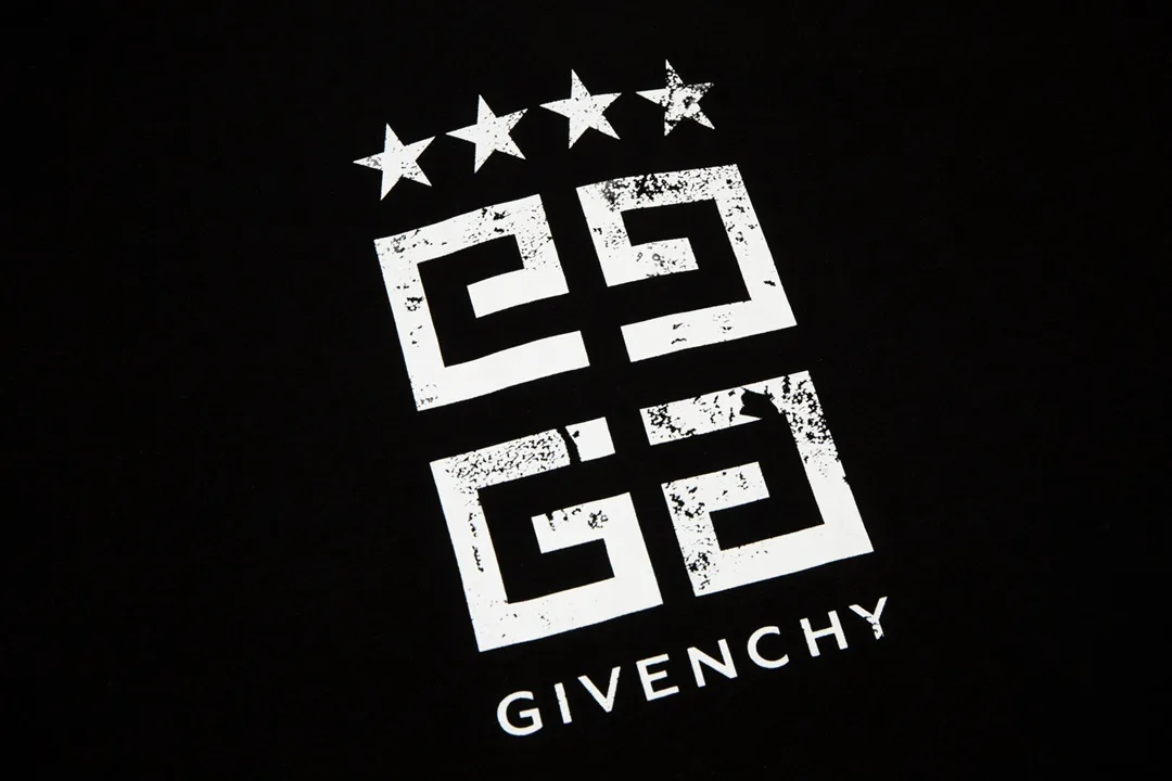 Футболки Мужские Givenchy 12641054