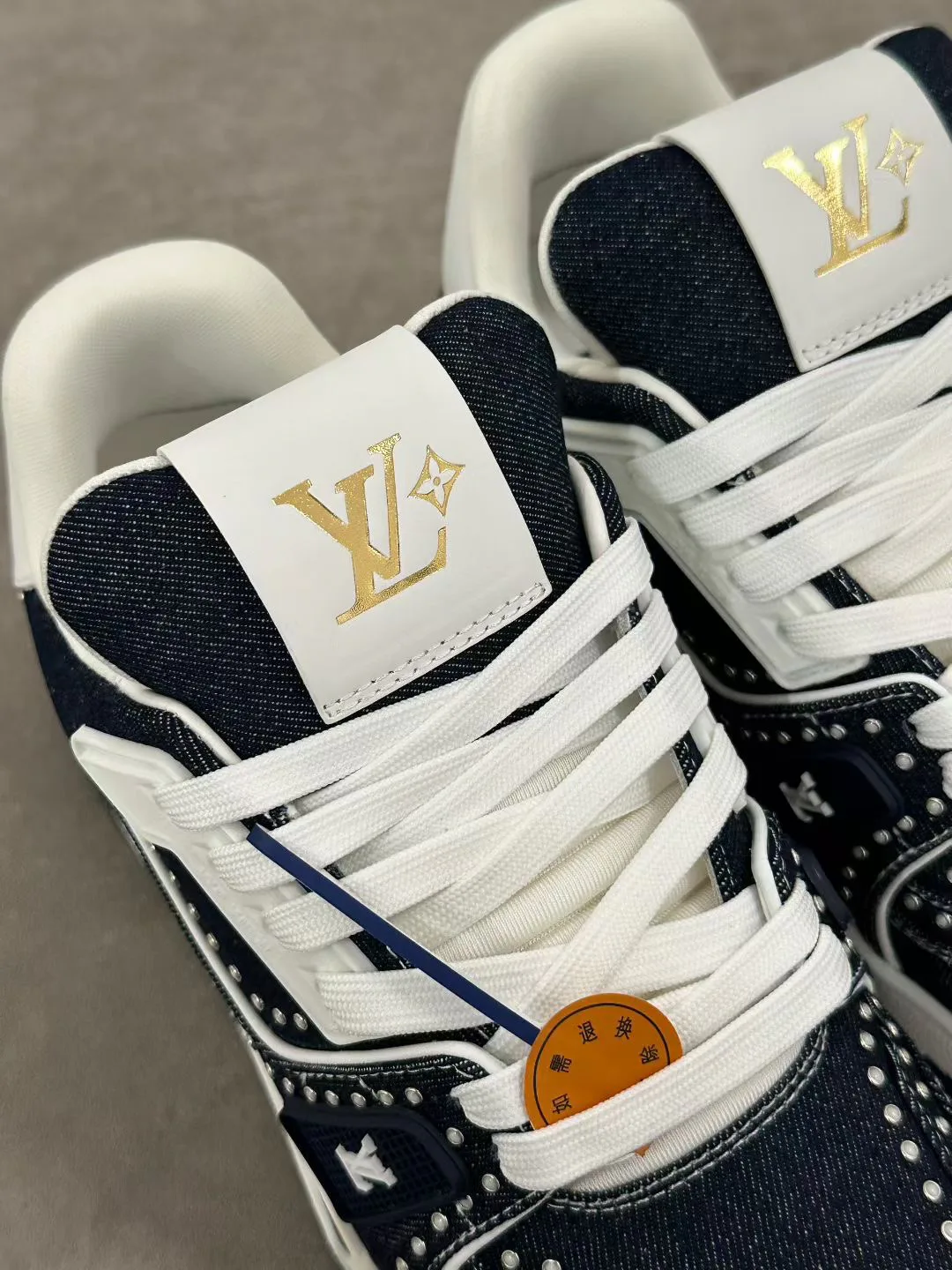 Кроссовки Женские Louis Vuitton 1257951